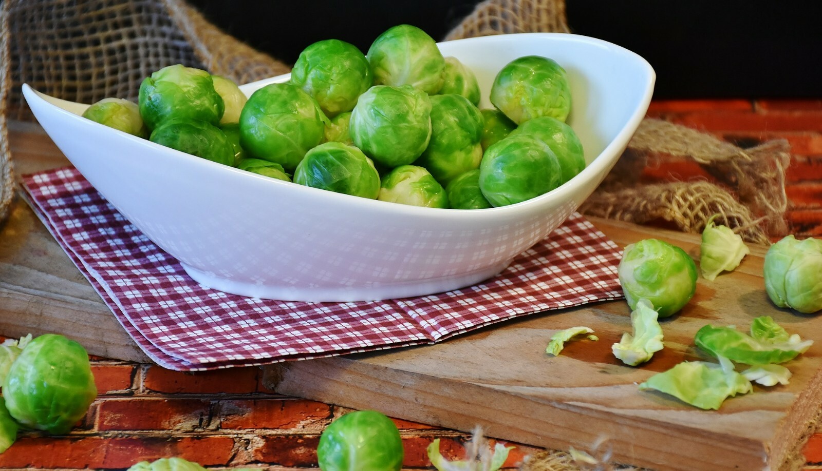 Long Island Improved Brussel sprout Brassica oleracea heirloom 250+ seeds