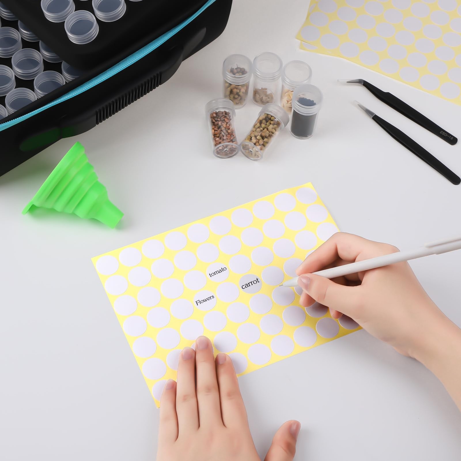 XLSXEXCL120 Slots Seed Storage Organizer Box Plastic Containers Label Stickers