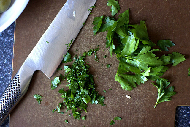 250+ PLAIN, SINGLE, FLAT LEAF PARSLEY SEEDS, NON-GMO, A Full Flavored Parsley