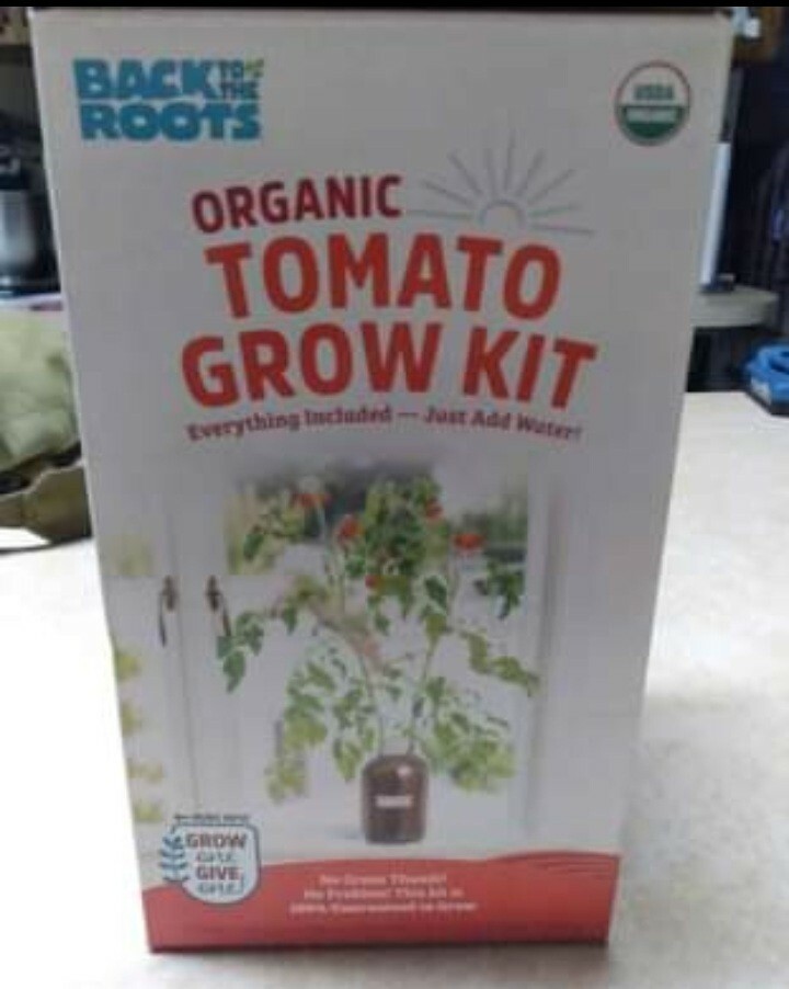 Organic Tomato Grow Kit Brand New in Box