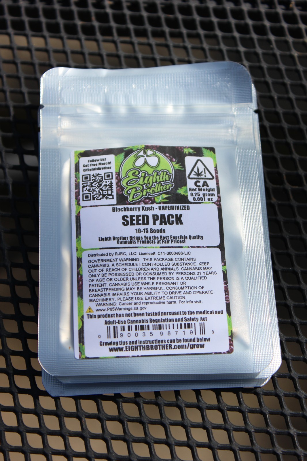 Eighth Brother “Blackberry Kush” – Unfeminized Seed Pack 10-15 Seeds