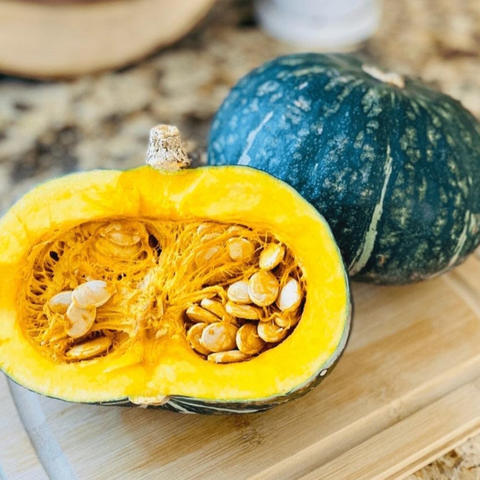 Kabocha Squash Seeds – 15 Seeds – Non-GMO Heirloom Japanese Pumpkin
