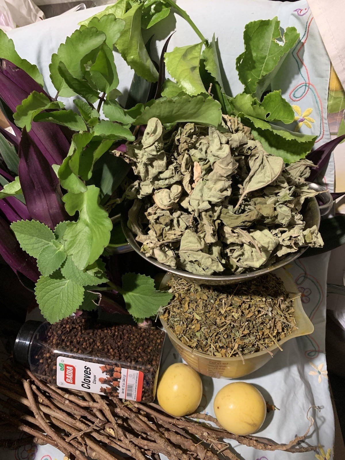 💥Bundle Dry Zanmoret Leaves Pea Eggplant Turkey Berry Oregano Moringa cathedral