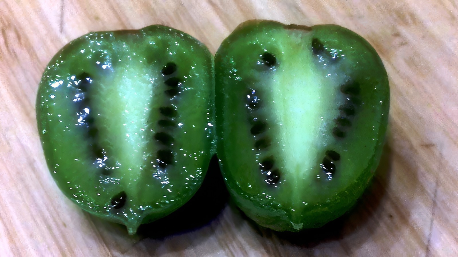 Issai Kiwi Seeds Arctic Grape Berry Superfruit Garden Plant Cold Hardy Fast Vine