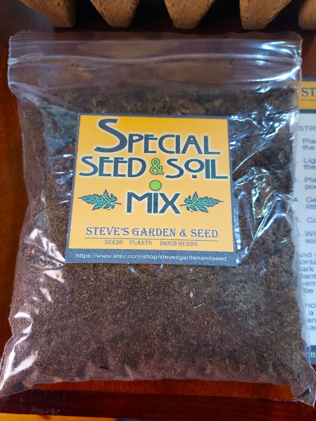Tomato, Pepper, Marigold Complete Garden Seed Start Kit, Soil, Food, Peat Pots