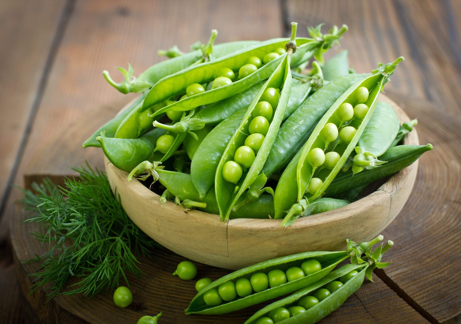 50 SUGAR ANN PEA Stringless Sweet Green Snap Pisum Sativum Vegetable Seeds