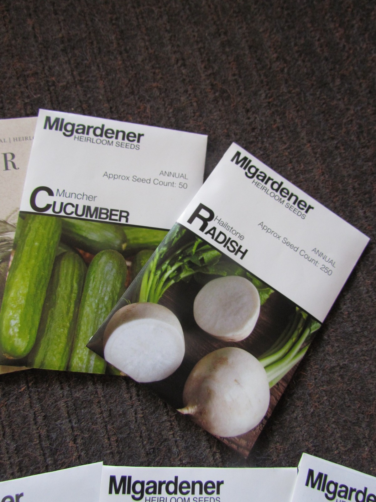 14 Sealed Packs Assorted Vegetable & Fruit Seeds-2025 tomato greens melon etc