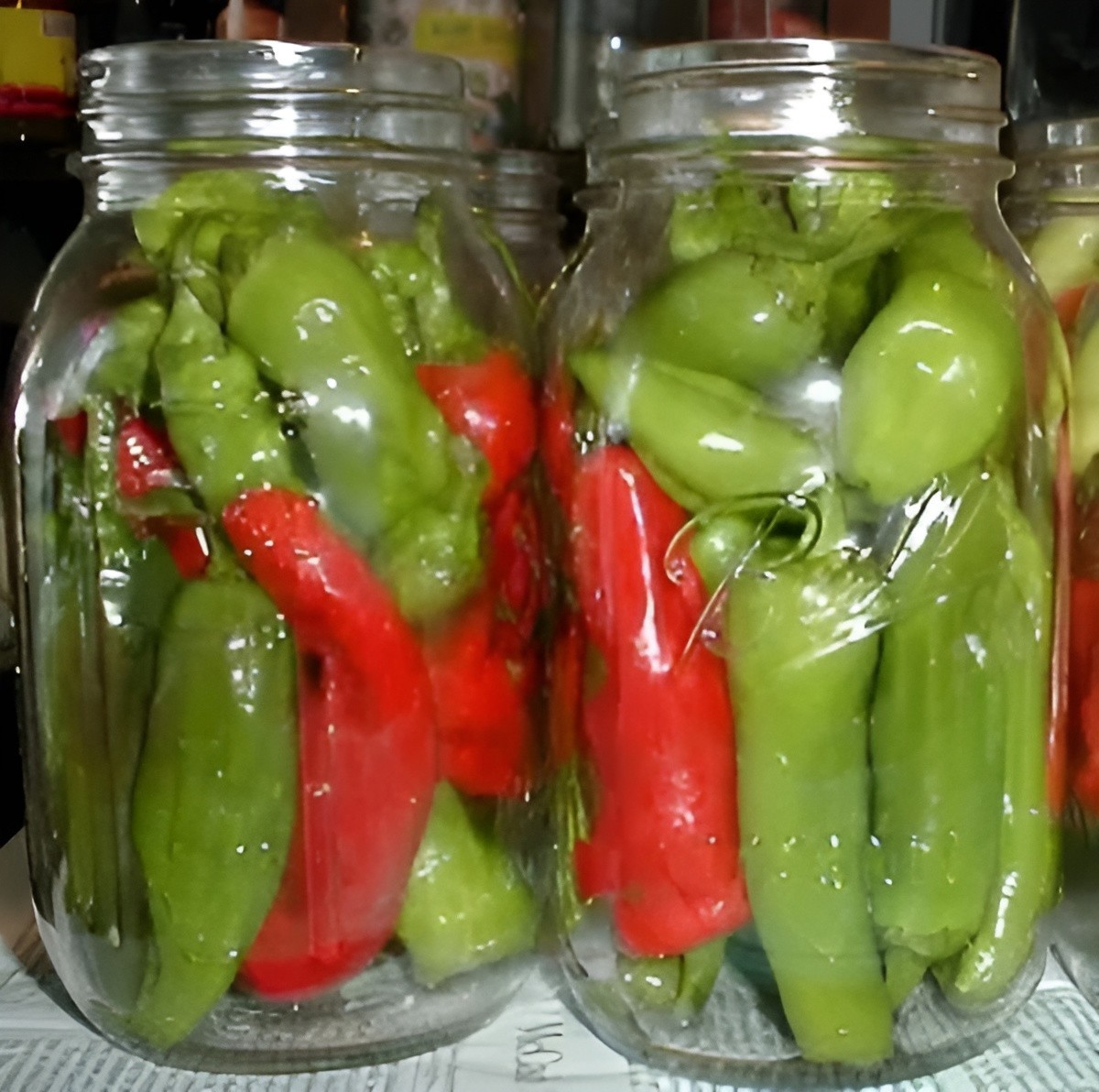 Sweet Golden Greek Pepperoncini Pepper Seeds – 60 Seeds Heirloom NonGMO Organic