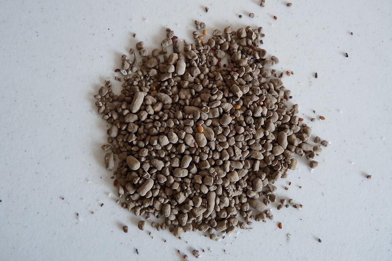 3-in-1 Wildflower Mix – 6lb of Seeds, Food & Soil conditioner for Pollinators