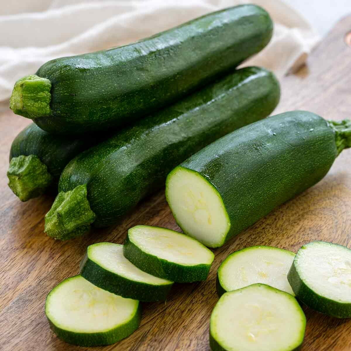 Zucchini Squash Seeds Black Beauty 15 Organic seeds Non-GMO heirloom vegetable