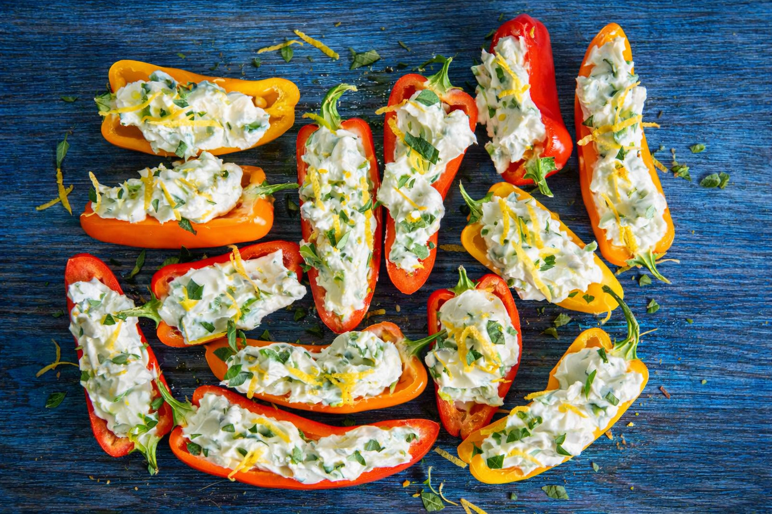 25 Organic Lunchbox Sweet Pepper Seeds Mix Red Orange Yellow 25+ Seeds Heirloom