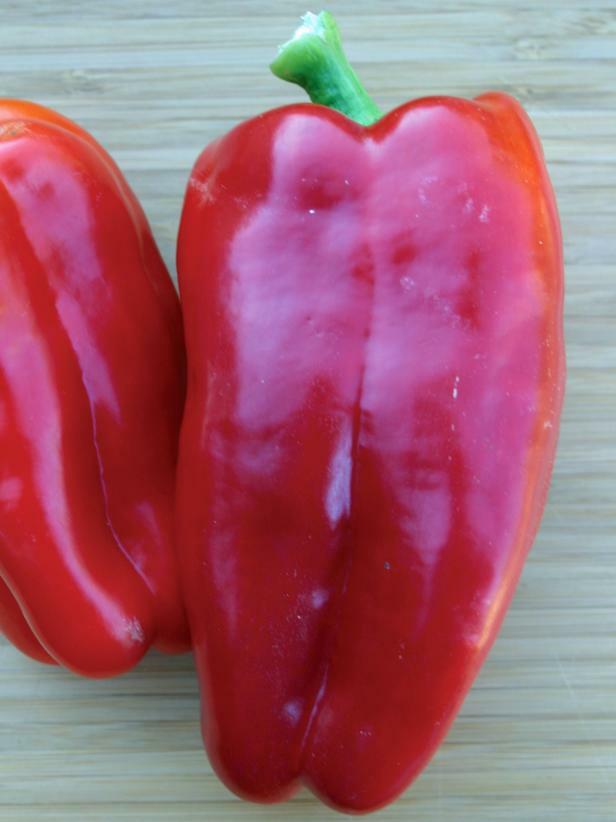 BIG DADDY RED SWEET PEPPER SEED NON-GMO SUPER COLOR sweet pepper flavor TASTY!
