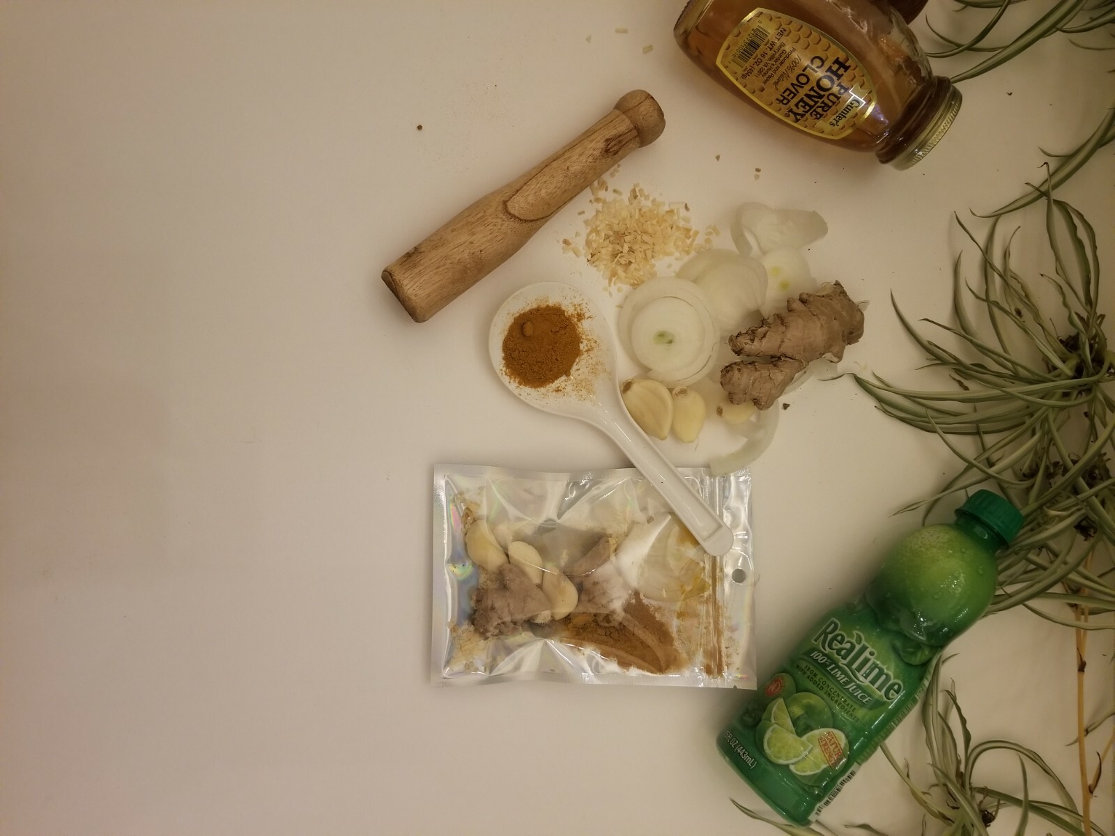 Ginger/Turmeric Roots Tea, Super Antibiotic Herbal/Healing  8oz package