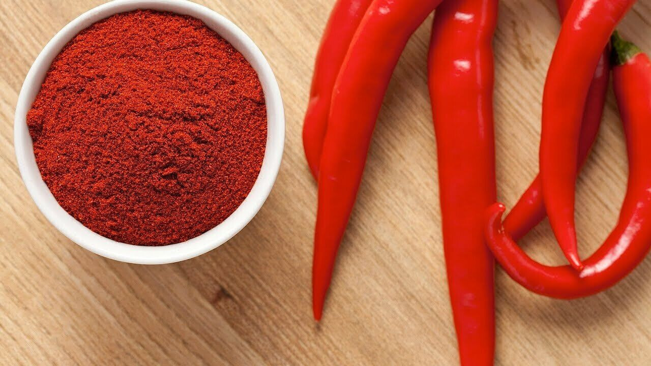 SCARBOROUGH SEEDS Cayenne Long Slim Pepper Seeds – 100 Seeds – SAME DAY SHIPPING