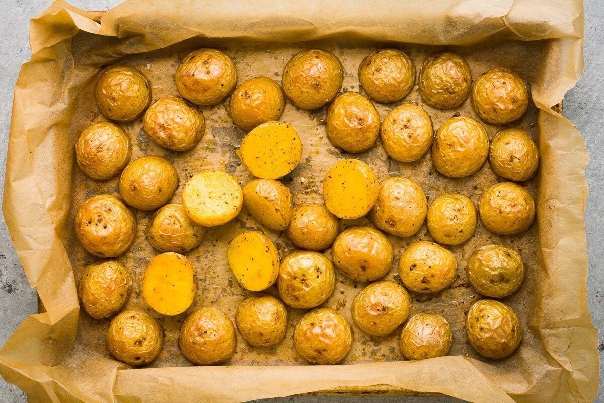 Simply Seed ™ – 2 LBs – Naturally Grown – Yukon Golds – Non GMO – Ready for Spri