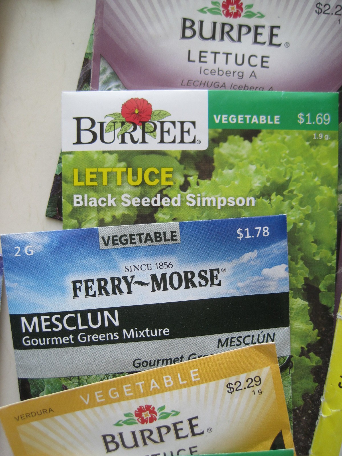 Large Lot 51 Sealed but Expired Vegetable Seeds Beans Greens Herbs Tomatoes ++
