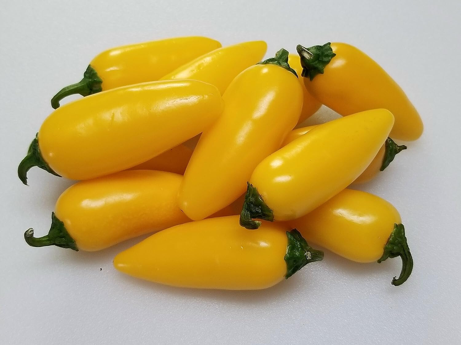 35 NuMex Lemon Spice Yellow Jalapeno Pepper Seeds – Open Pollinated – High Yield