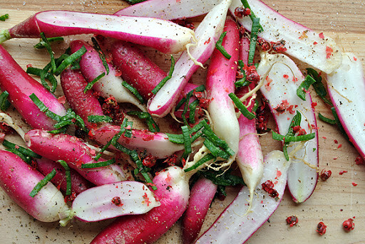 French Breakfast Radish Seeds | Raphanus Red Pink White Long Radishes Seed 2024