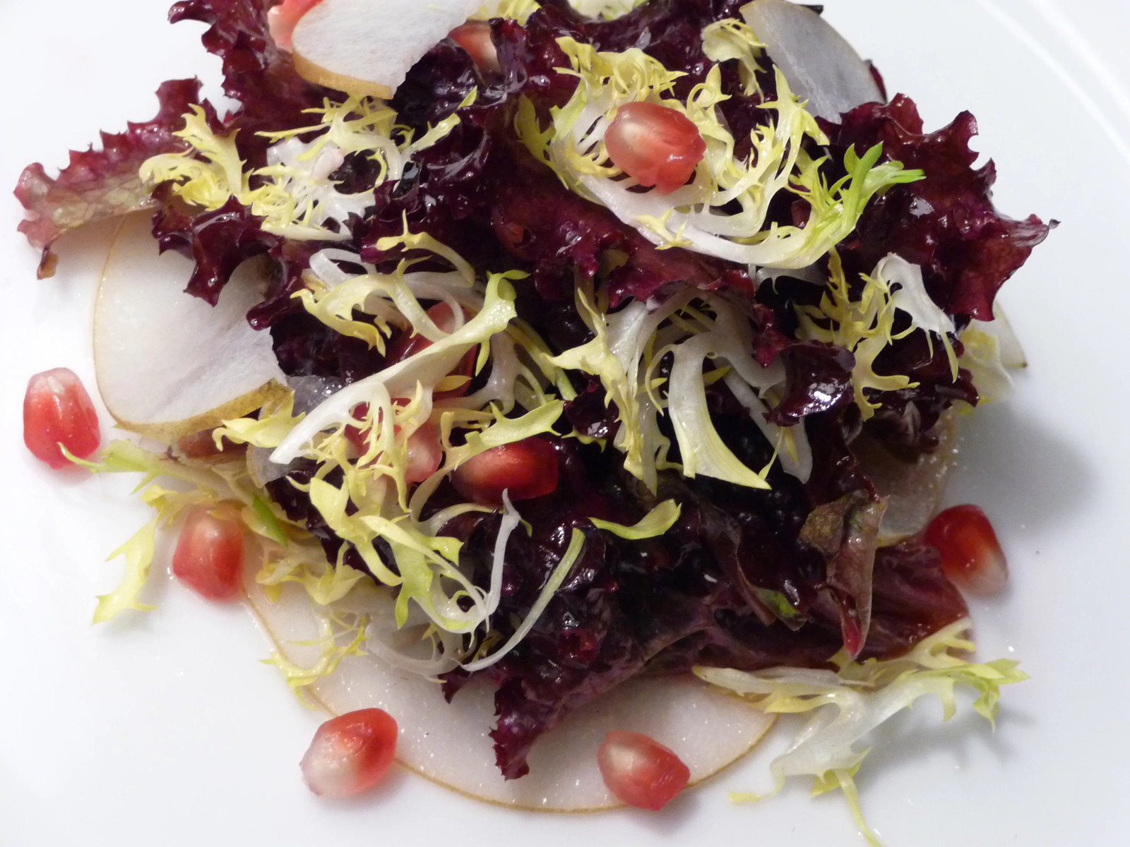 Ruby Red Lettuce Seeds | Rouge Leaf Vegetable Green Romaine Greens Seed 2024