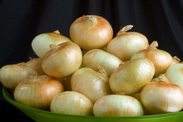Hey! 7 Lb. Box SWEET VIDALIA ONIONS free priority ship to your door
