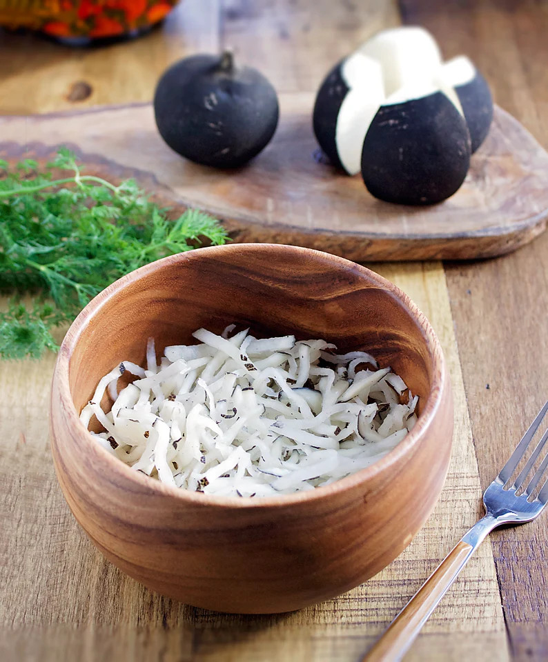 Black Spanish Round Radish Seeds | Raphanus Niger Winter Vegetable Daikon 2024