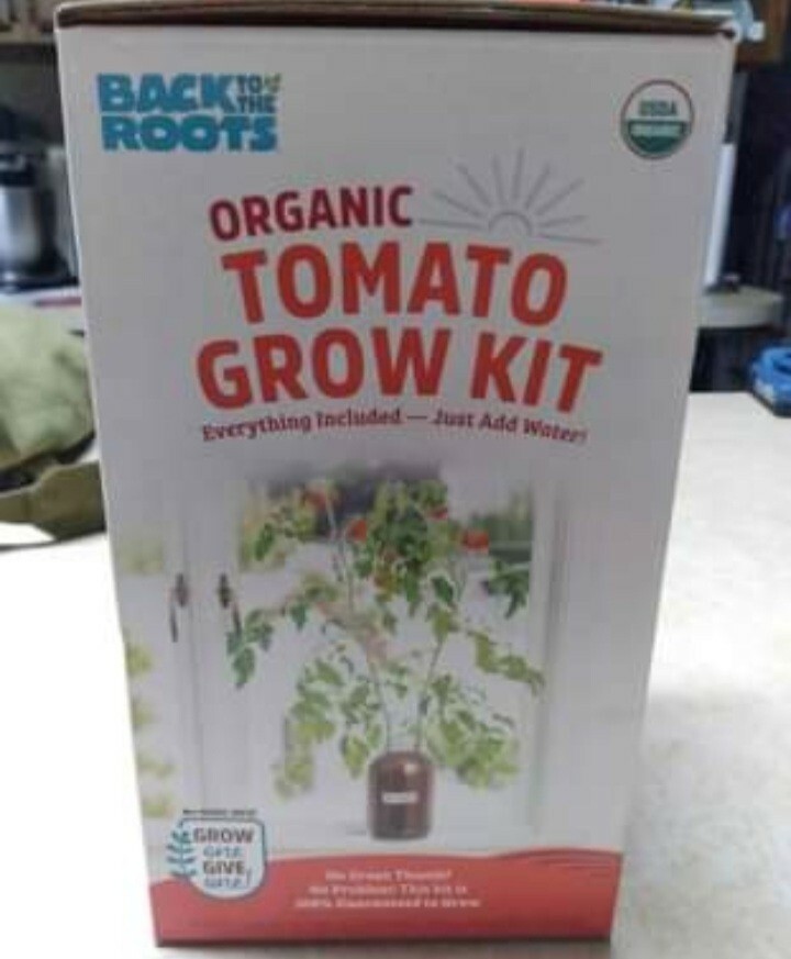Organic Tomato Grow Kit Brand New in Box