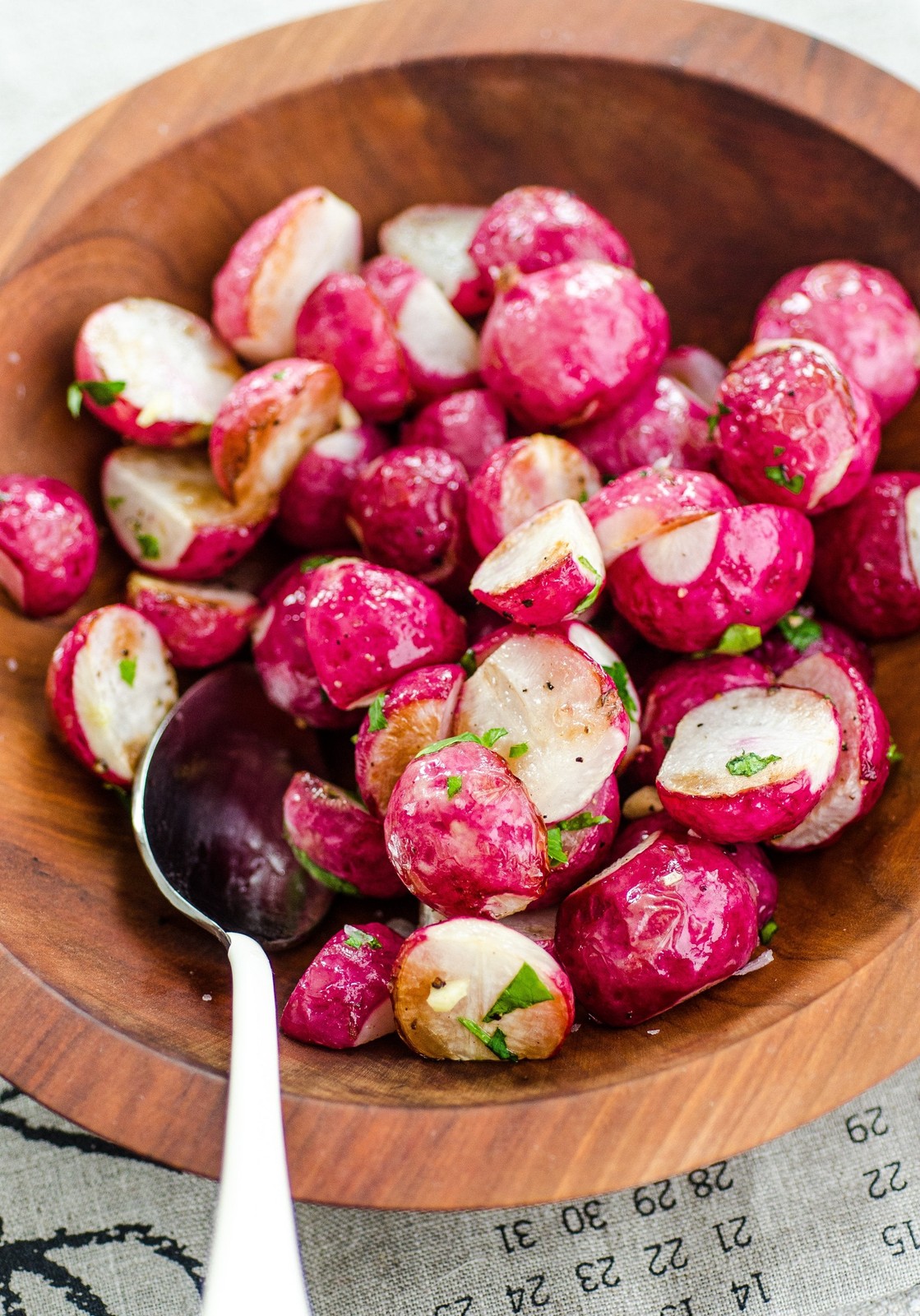 Pink Celebration Radish Seeds | Raphanus sativus Radishes Daikon New Color 2024