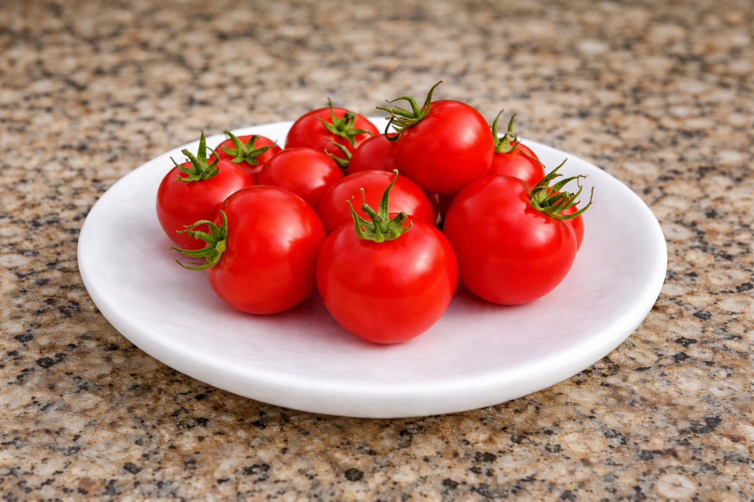 100 Heirloom Rainbow Large Cherry Tomato Seed Mix – 6 Large Sweet Tomato Colors