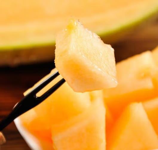 Rare Hami Melon Large 4-5lb fruits Sweet & Crunch 25+ Seeds