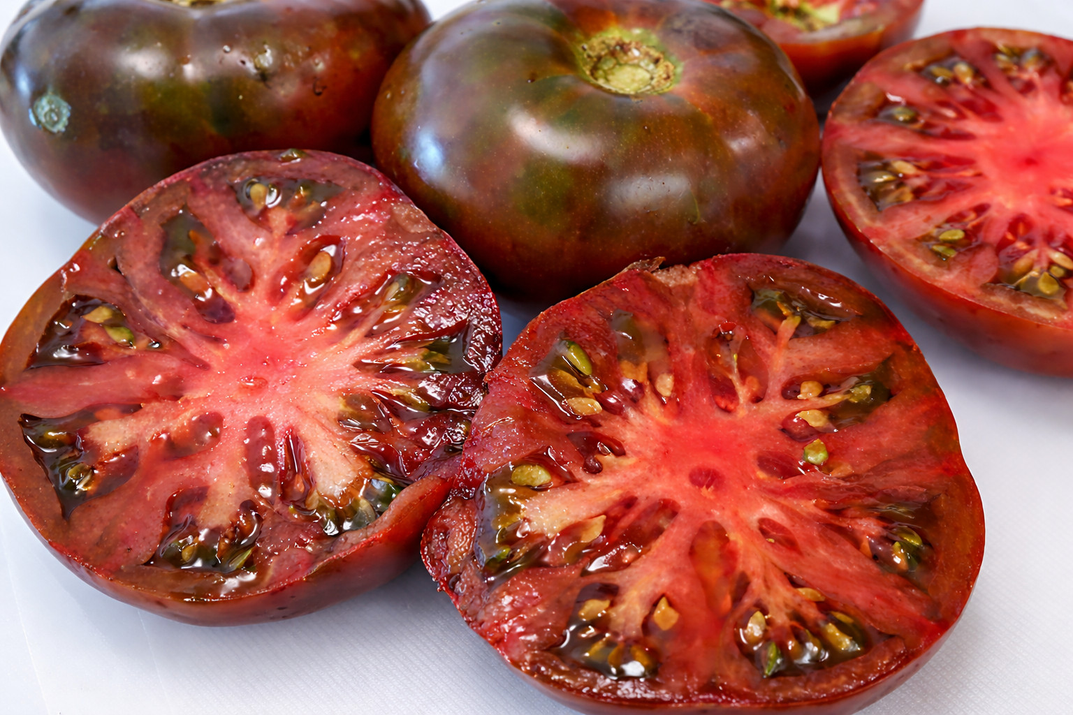 75 Heirloom Paul Robeson Tomato Seeds – Rare, Rich & Smoky Flavor, Indeterminate