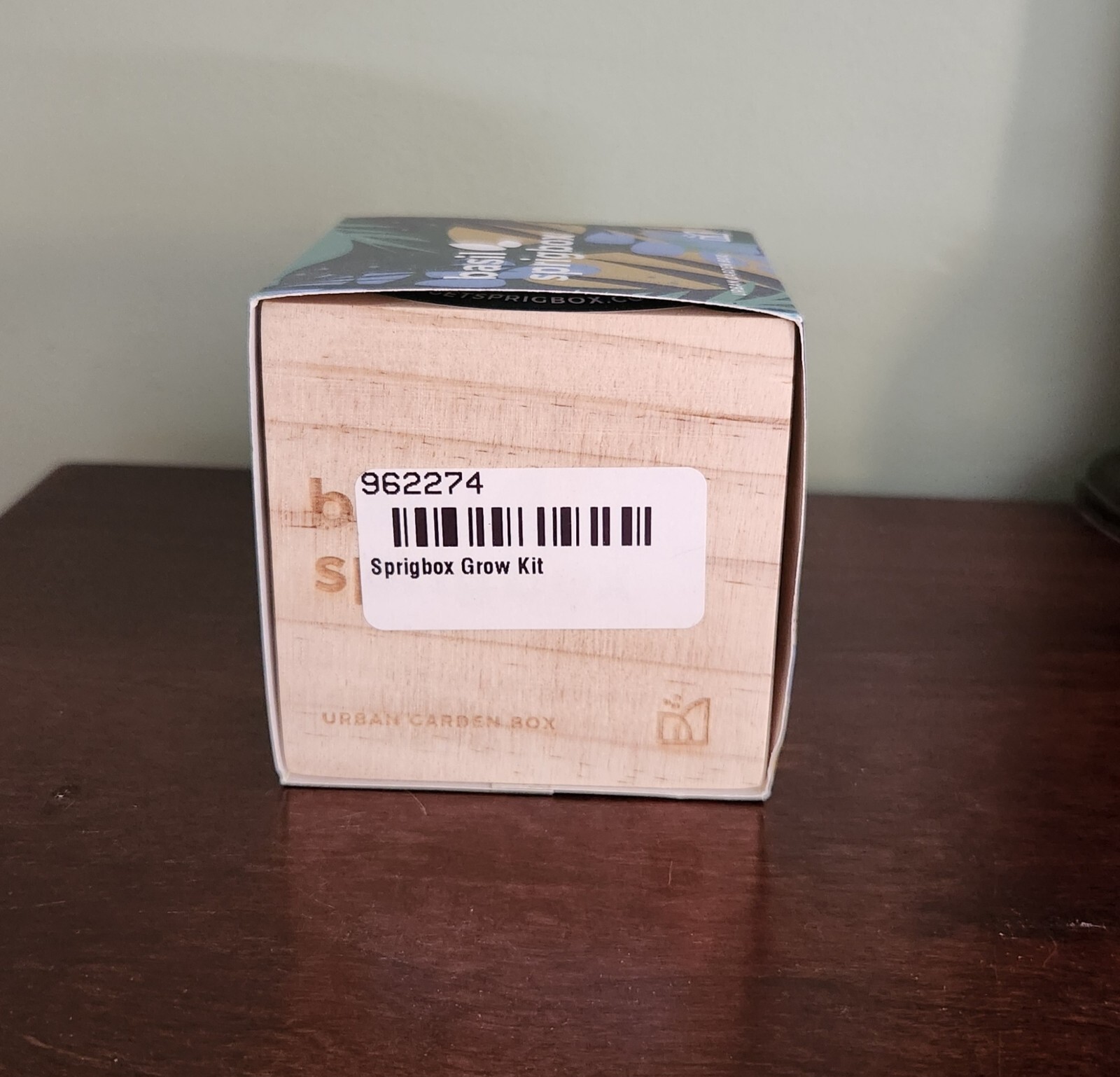 Branded Sprigbox Basil Sprigbox Complete Basil Grow Kit