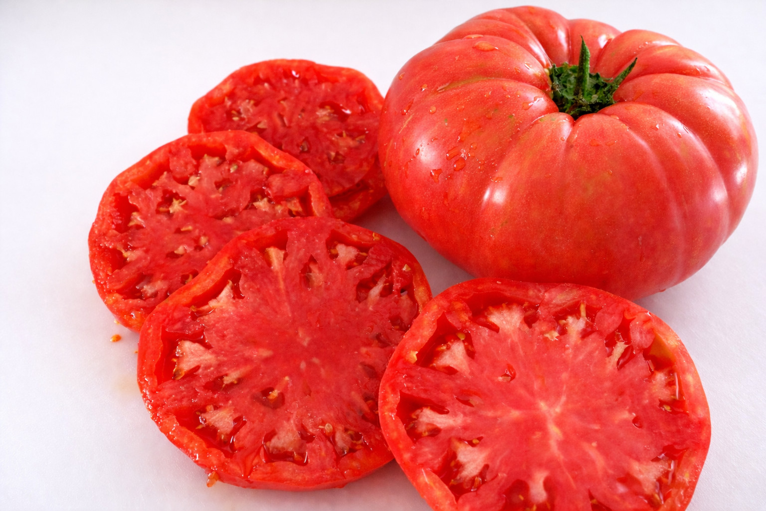 100 Heirloom Giant Red Beefsteak Tomato Seeds – Indeterminate – Up to 4LBs