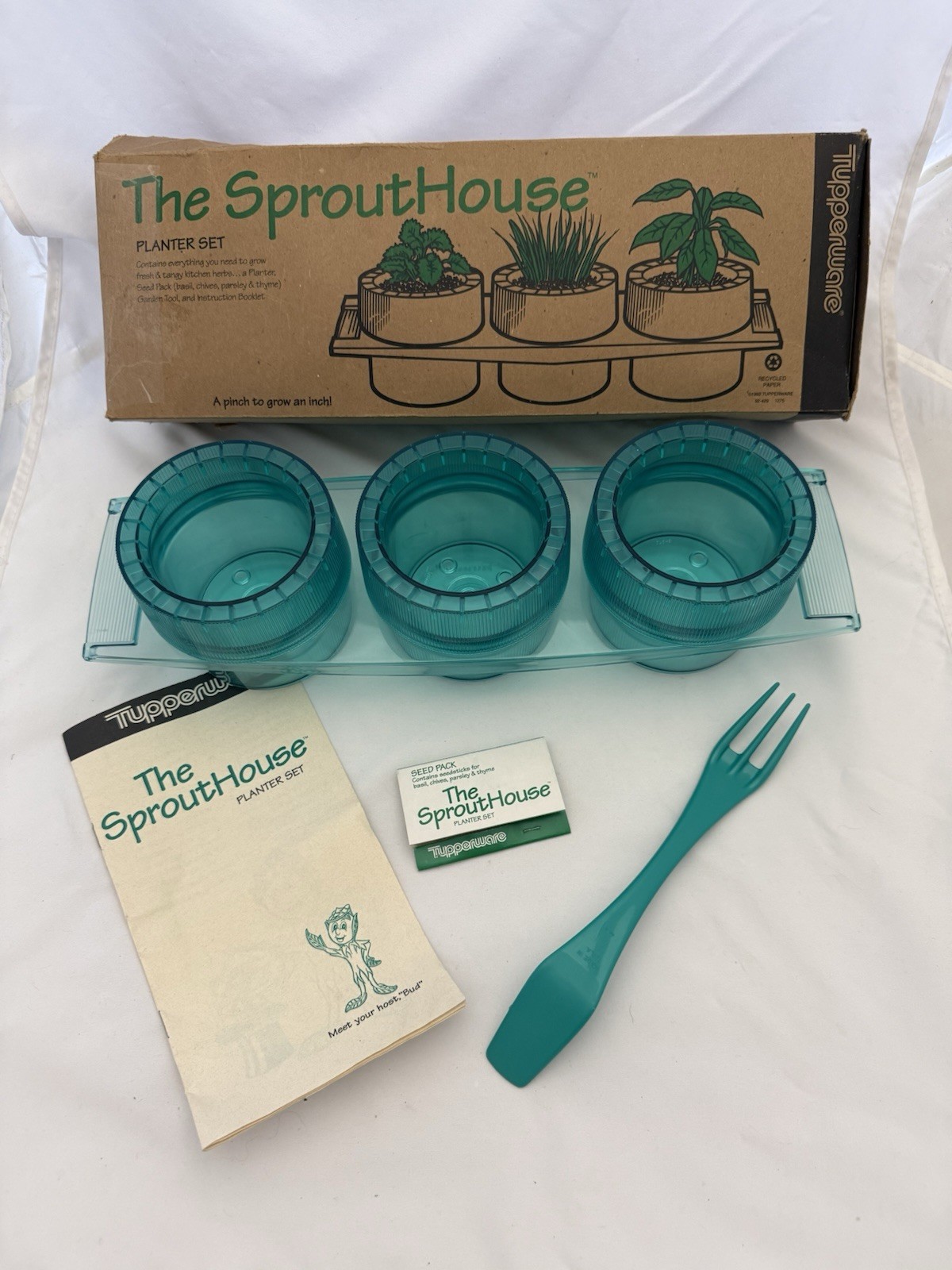 Tupperware The Sprout House Planter Set NEW In Box