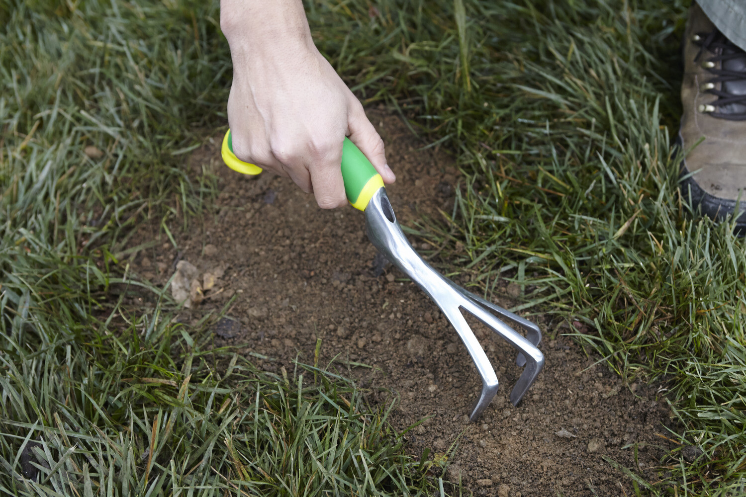 Scotts EZ Seed Patch & Repair Bermudagrass 20 lbs. Covers up to 445 sq. ft.