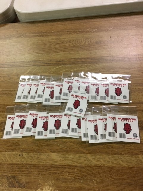 ARKANSAS RAZORBACK TATTOO SETS (25)