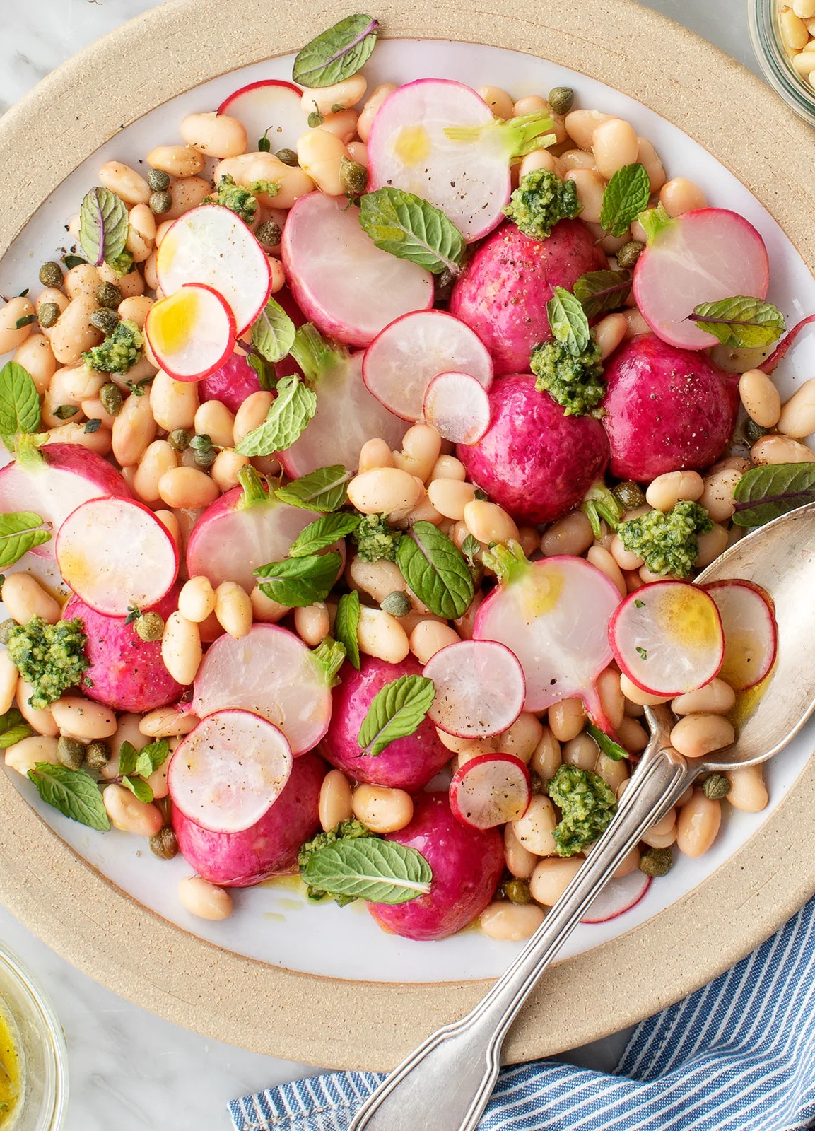 Lady Slipper Radish Seeds | Raphanus sativus Radishes Red Pink Daikon Seed 2024