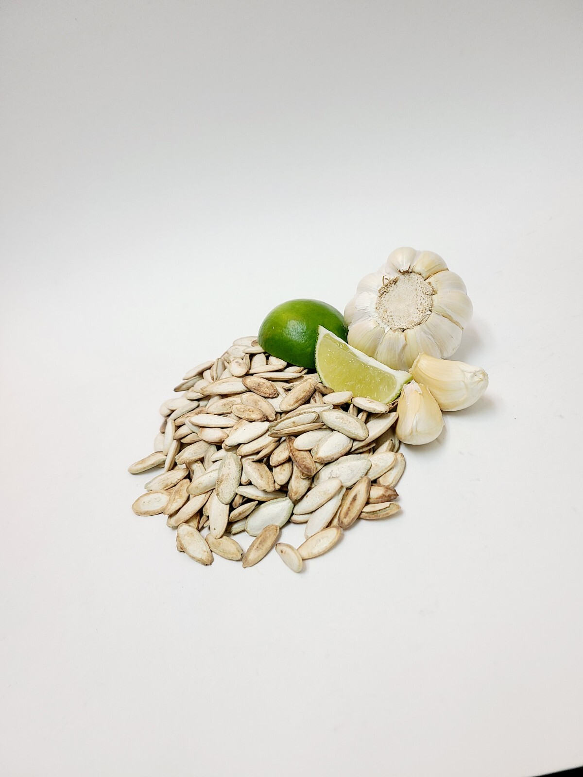 8 Oz TOASTED PUMPKIN SEEDS W/GARLIC AND SALT FROM OAXACA