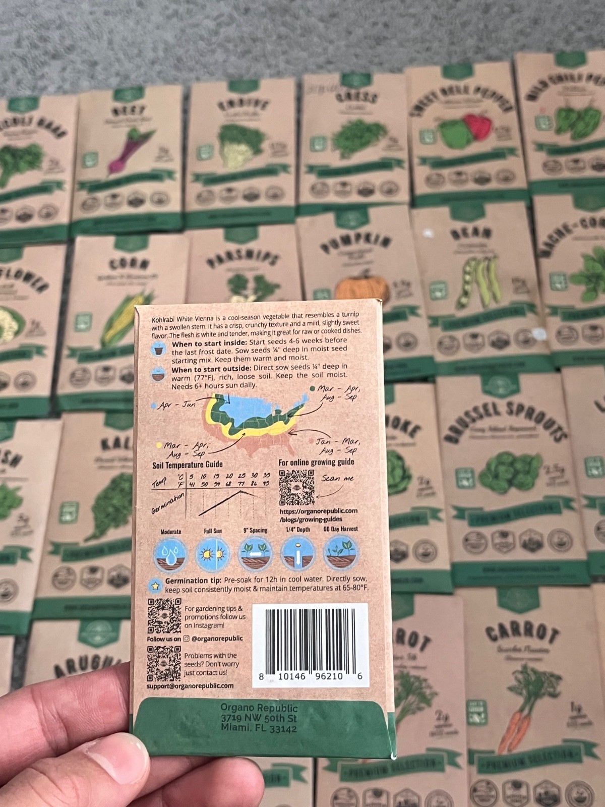 Organo Republic ,31 Mixed Vegetable Seed Packets with instuction on the back