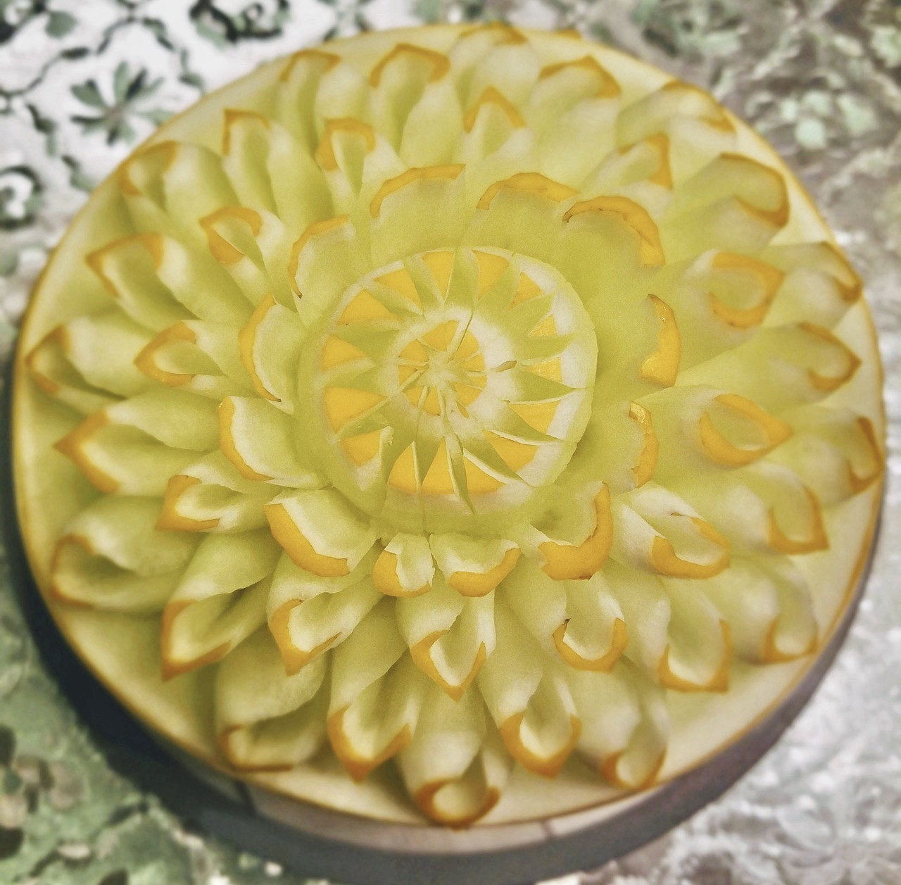 100 Golden Honey Dew Seeds So Incredible My Fav Melon! Sweet & Flavorful