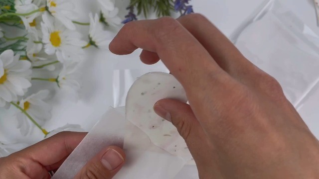24 Mixed Heart Seed Paper – Writable Plantable Wildflower Hearts with Envelopes,