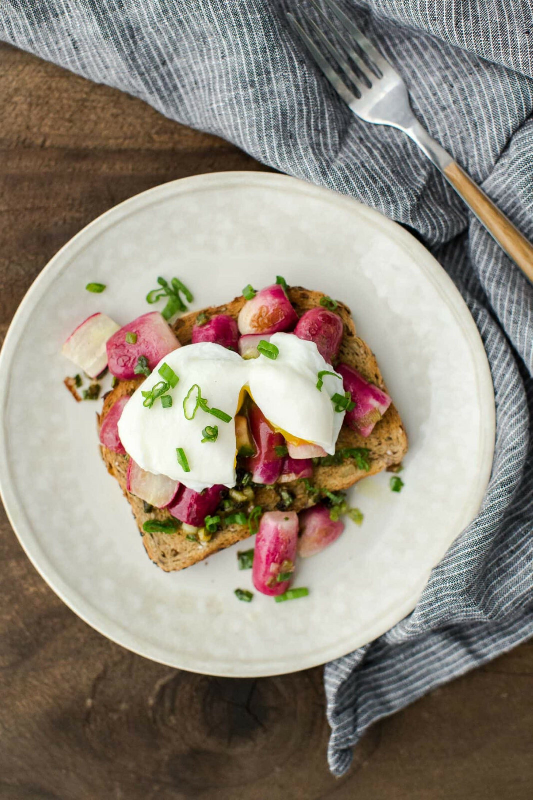 French Breakfast Radish Seeds | Raphanus Red Pink White Long Radishes Seed 2024