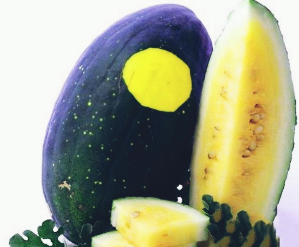 the Moon & Stars Yellow watermelon (20-25 lbs | 15 seeds | NON-GMO |
