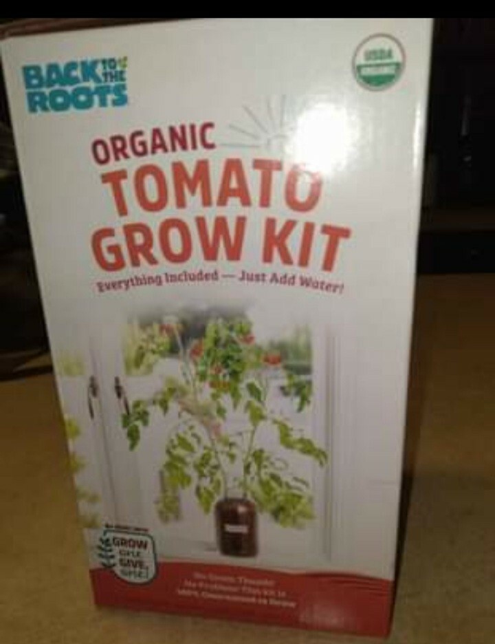 Organic Tomato Grow Kit Brand New in Box
