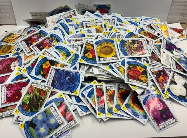 American Seed HUGE LOT OF 600+ Flower Seed Packets – Packed For 2023