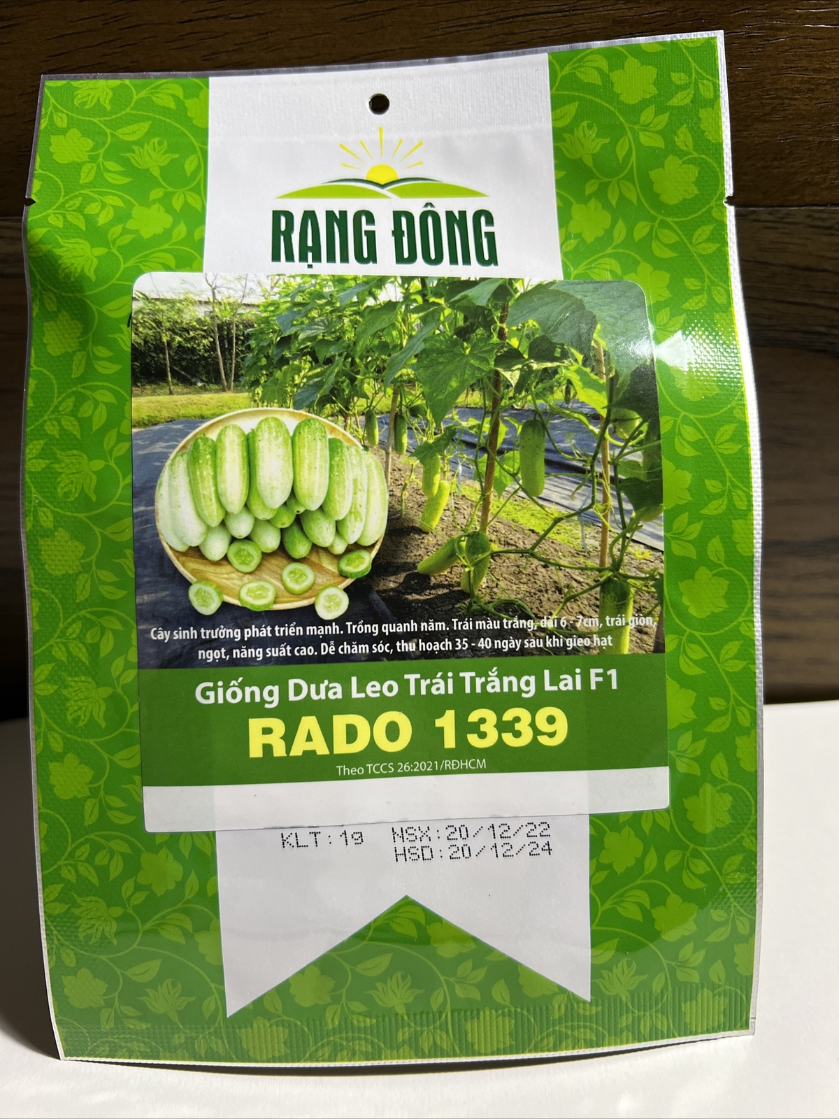 Hat Giong Dua Leo Trang Lai F1 1gram US Seller White Hybrid Cucumber Seeds