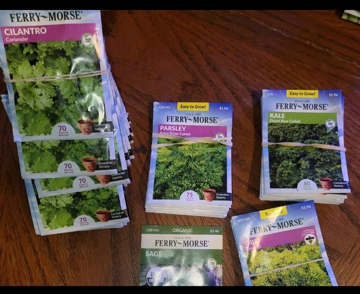 Ferry-Morse Vegetable & Herb Seeds Assortment Mixed Varieties 70 left hole lot