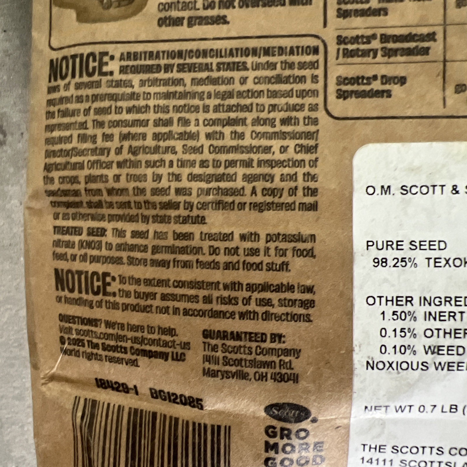 O.M. SCOTT & SONS BUFFALO GRASS SEED 0.7 lb. Bag 350 sq ft. Drought Tolerant