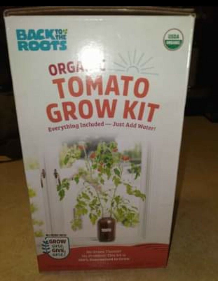 Organic Tomato Grow Kit Brand New in Box