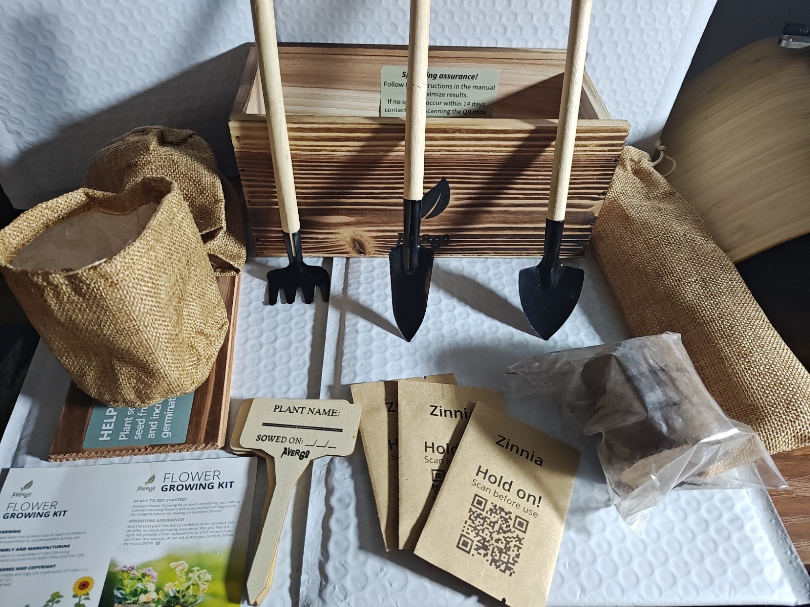 Avergo Zinnia Flower Seeds Garden Grow Kit Set w/ Wooden Box & Mini Tools