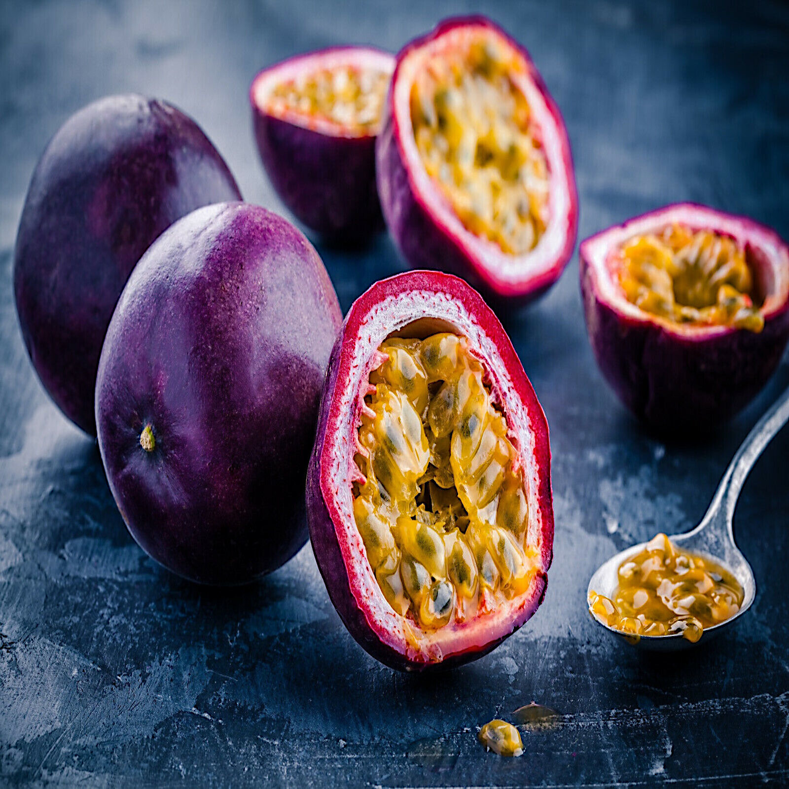 PURPLE PASSION FRUIT FLOWER SEEDS Granadilla Passiflora edulis Garden Vine Plant